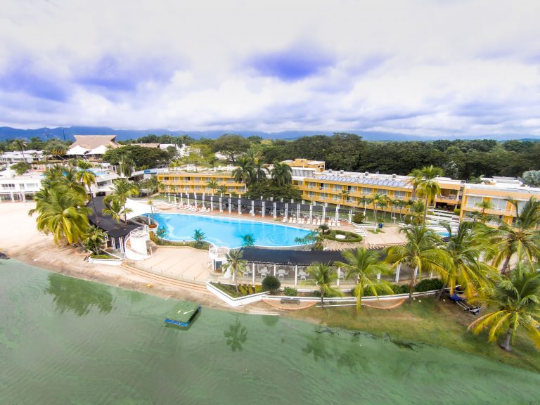 Hotel de Compensar Lagomar ubicado en El Peñón- Girardot