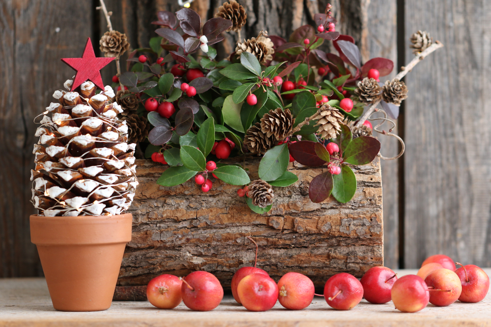 Árbol de Navidad con materiales reciclados