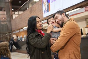 familia colombiana en Compensar