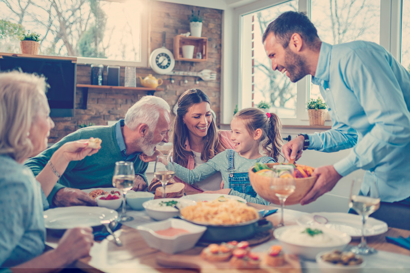 Beneficios de compartir tiempo en familia - Revista Compensar Beneficios de compartir tiempo en familia - Revista Compensar