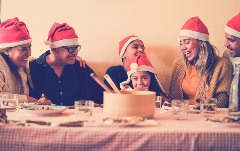 famia-colombiana-navidad