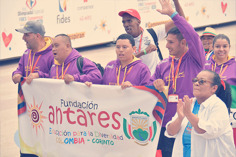 delegación nacional en la  inauguración de la XXIV Olimpiada Especial FIDES - Compensar Iberoamérica 