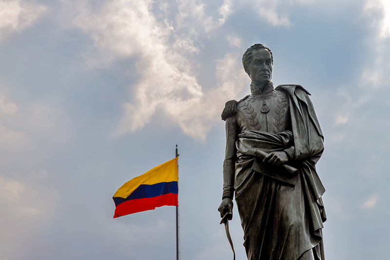 estatua simon bolivar