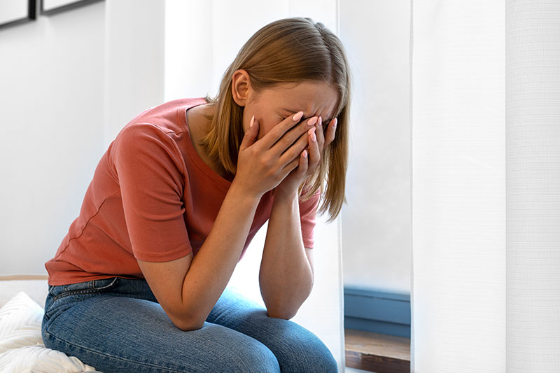mujer con episodio de ansiedad