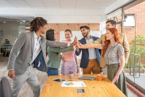 equipo de trabajo joven